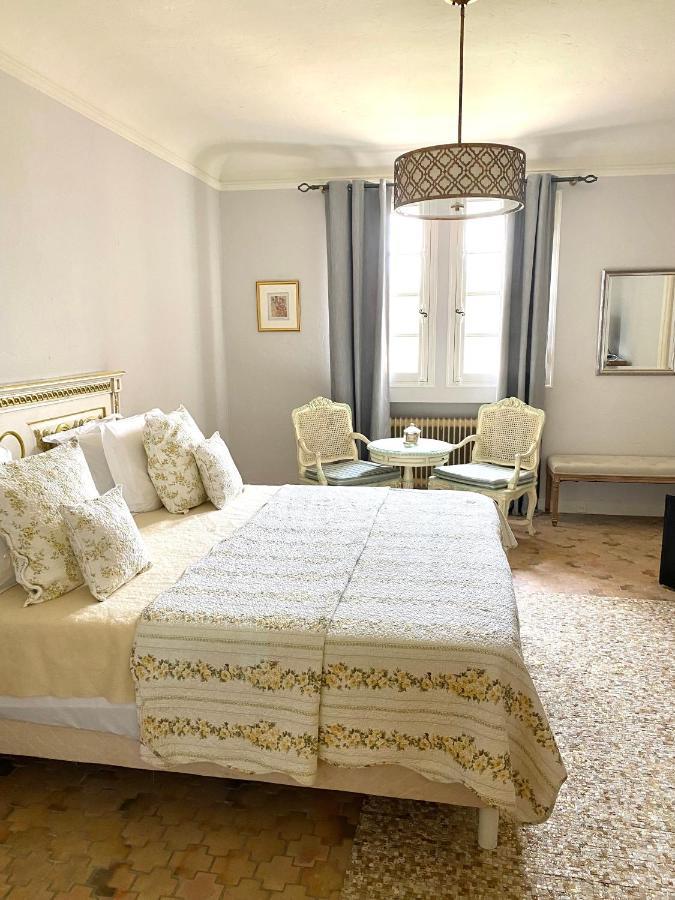 Domaine Du Paradis Des Oiseaux Мужен Екстериор снимка