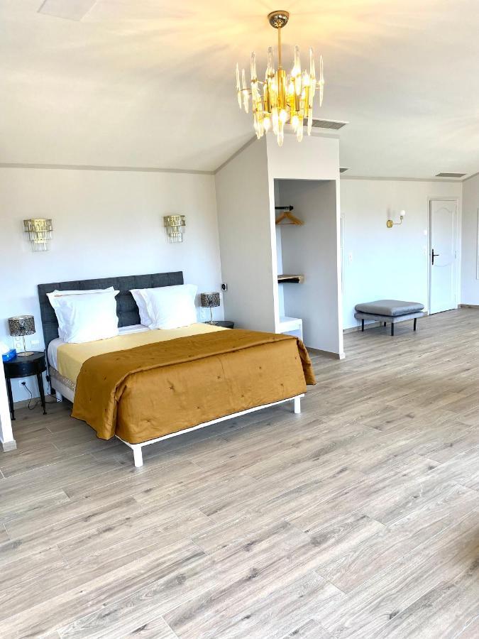 Domaine Du Paradis Des Oiseaux Мужен Екстериор снимка