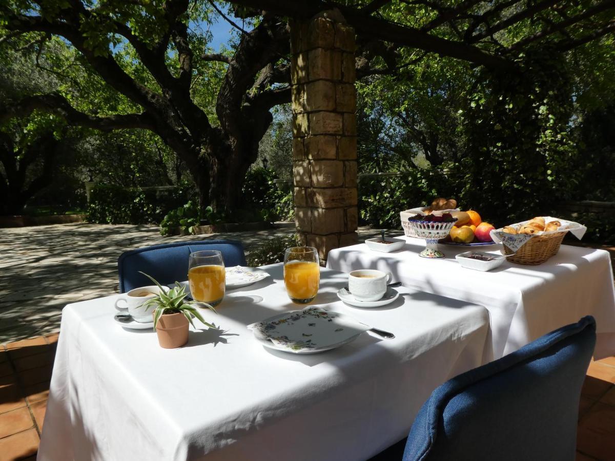 Domaine Du Paradis Des Oiseaux Мужен Екстериор снимка