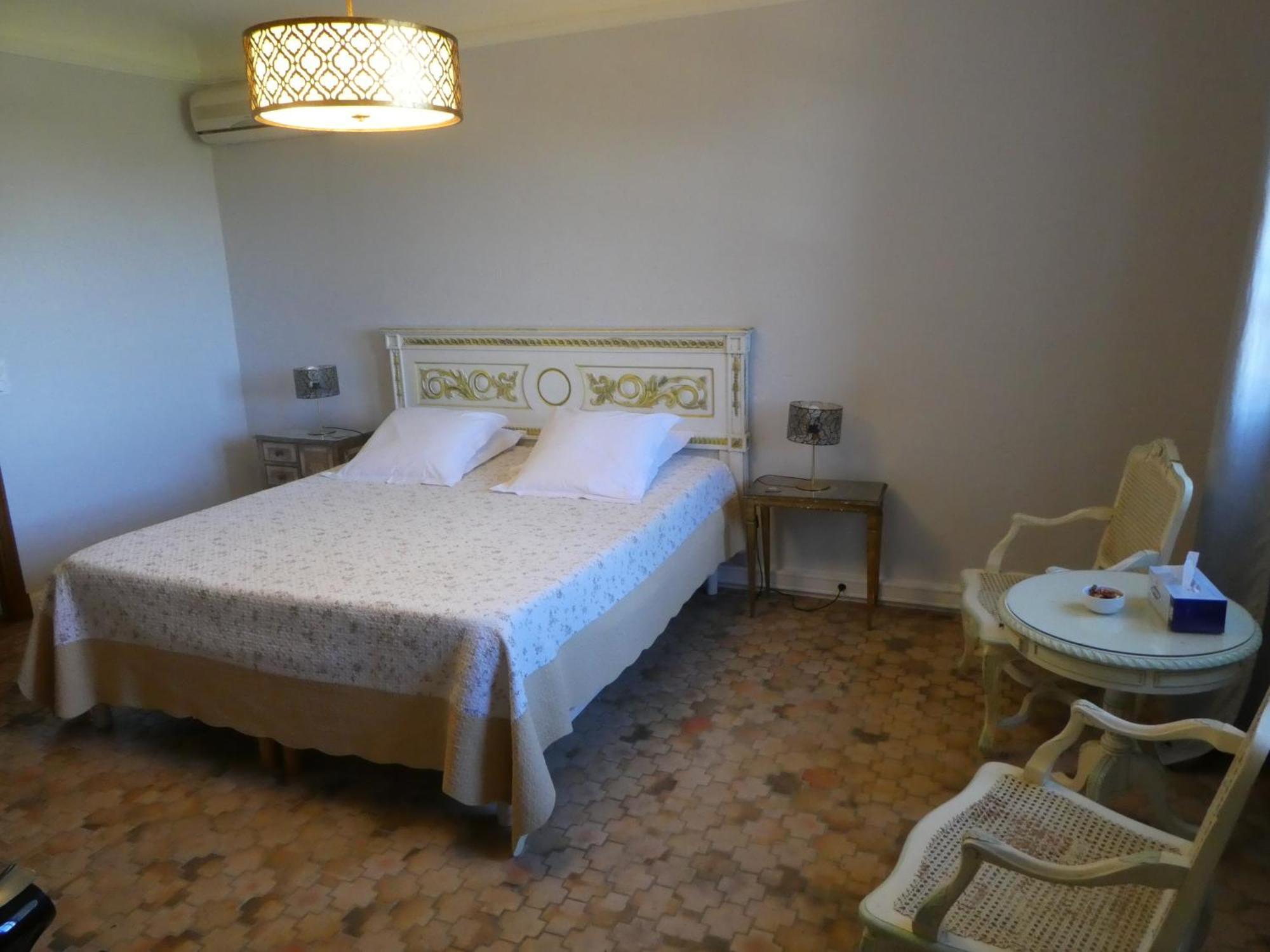 Domaine Du Paradis Des Oiseaux Мужен Екстериор снимка